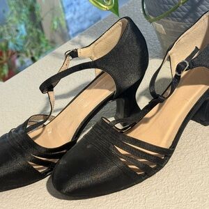 Ellie Black Strappy Women's Heels